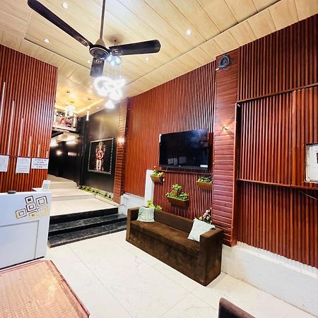 Pallav Guest House 우자인 외부 사진