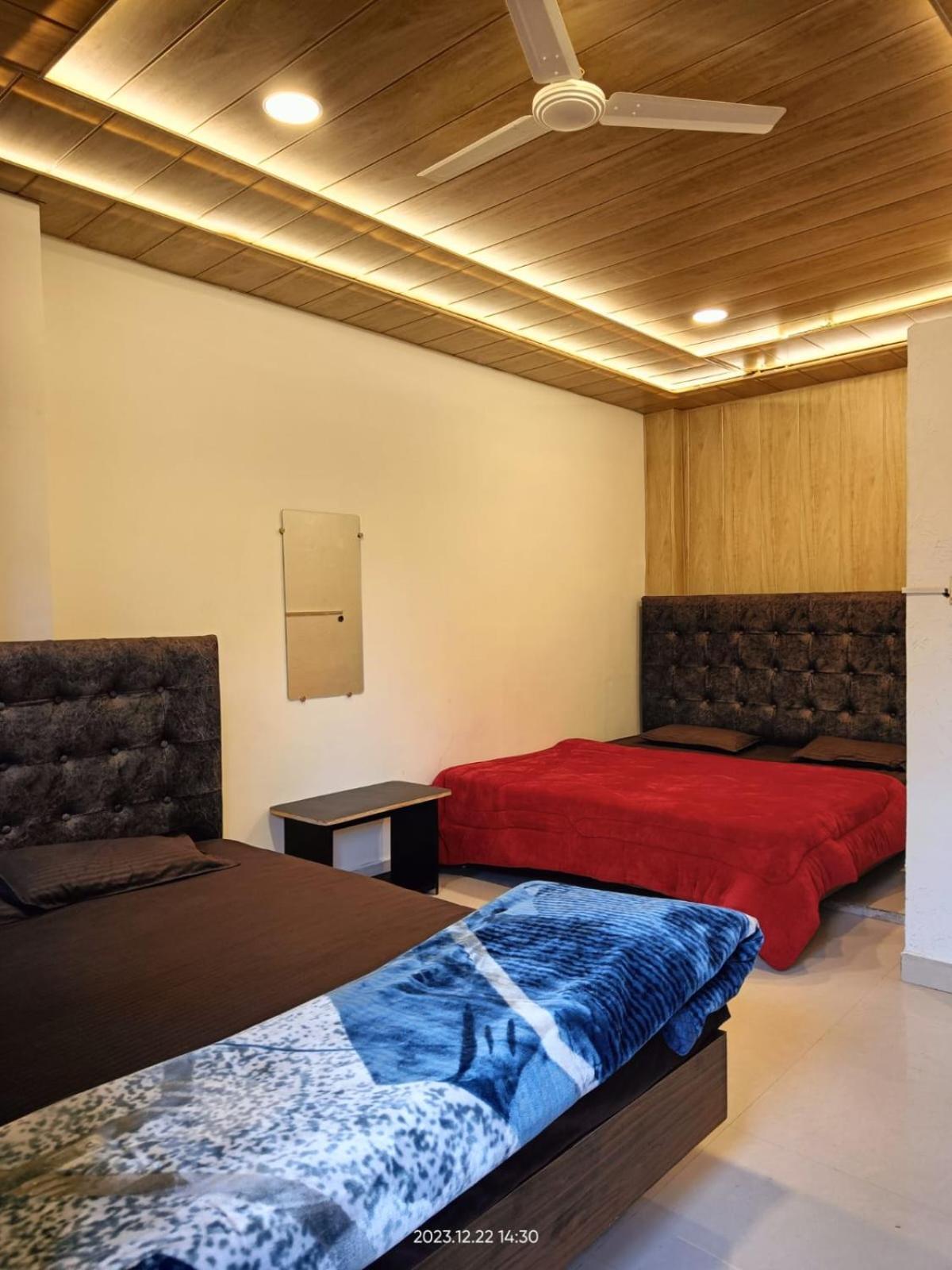 Pallav Guest House 우자인 외부 사진