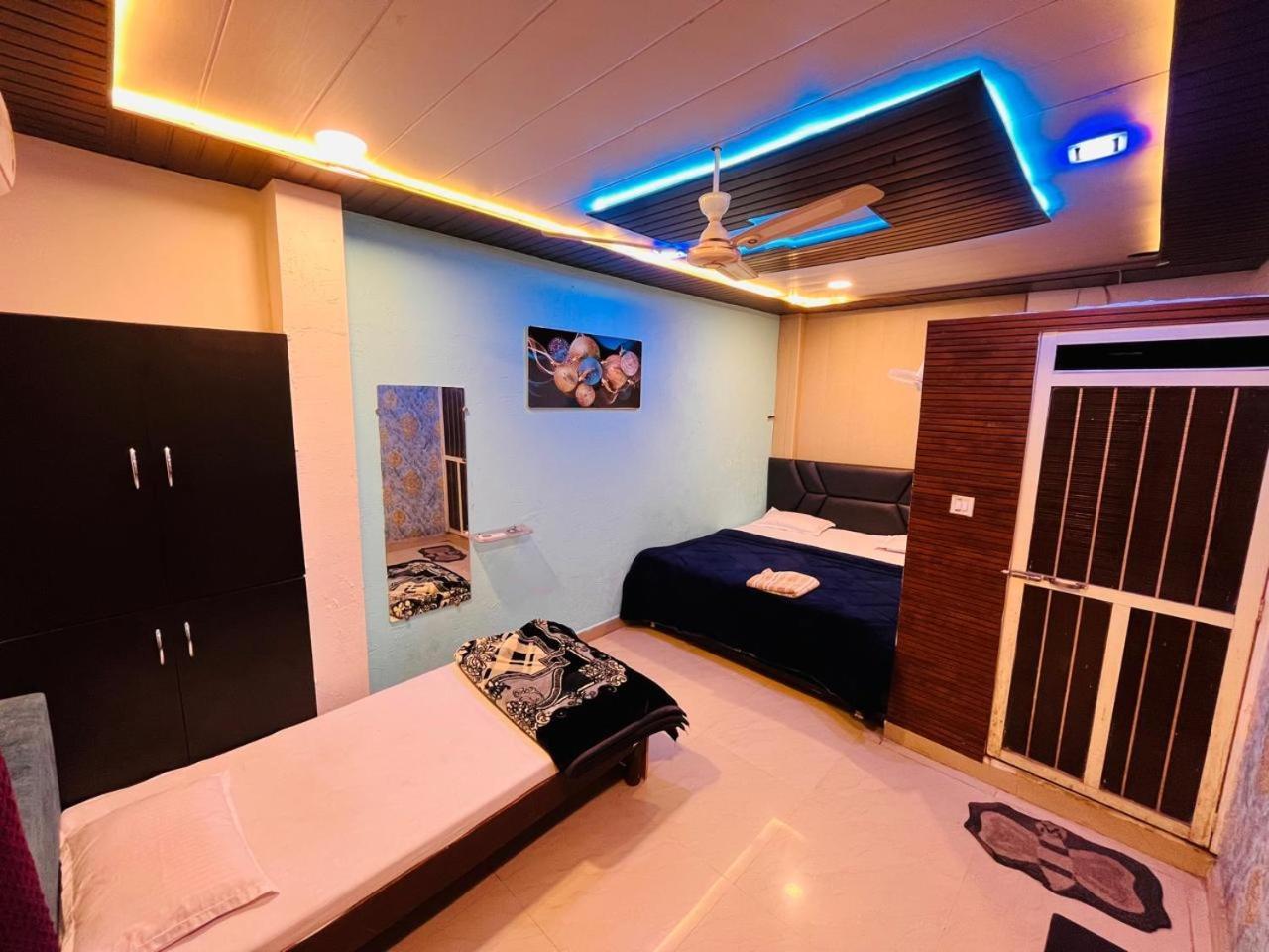 Pallav Guest House 우자인 외부 사진
