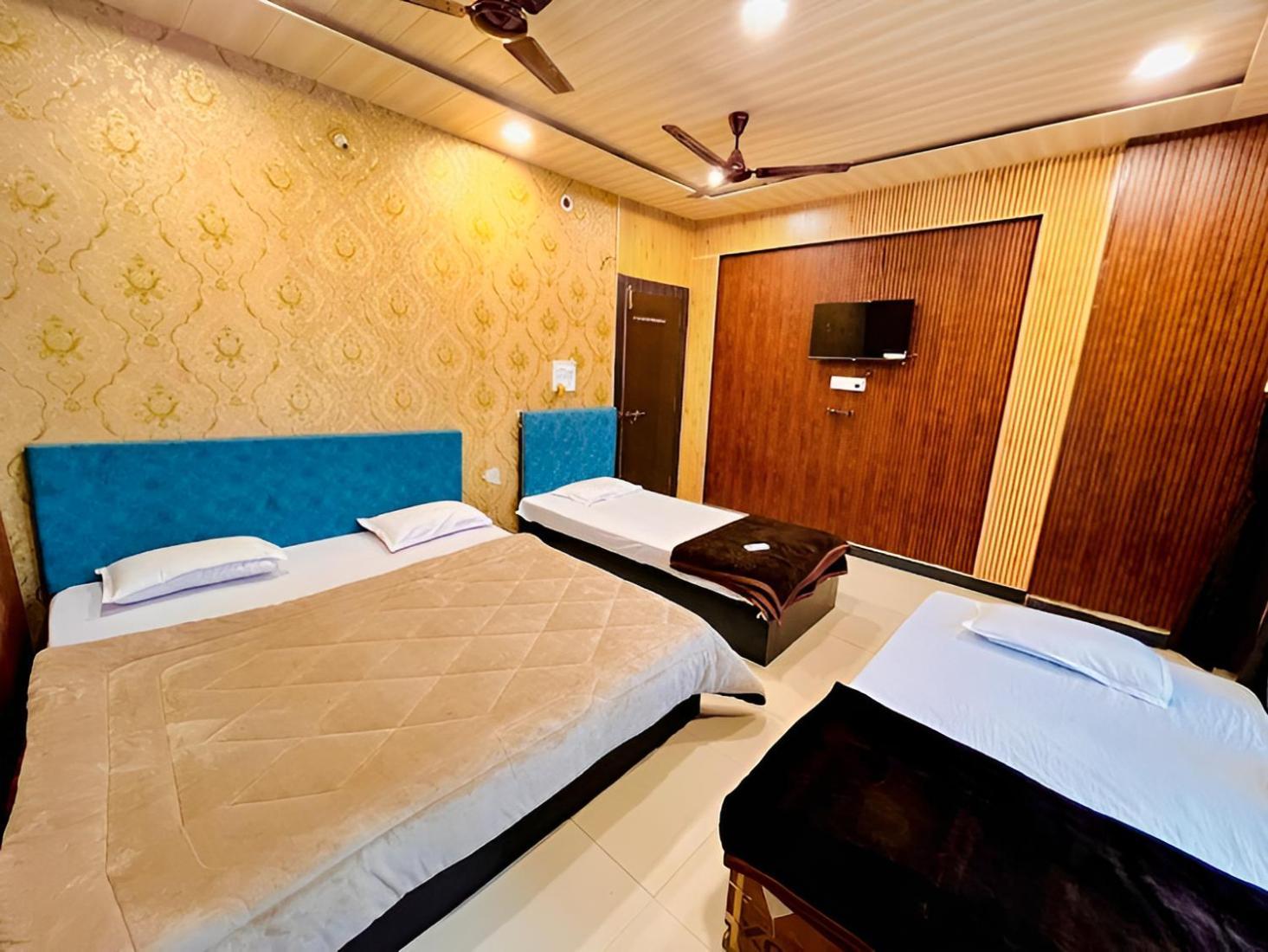 Pallav Guest House 우자인 외부 사진