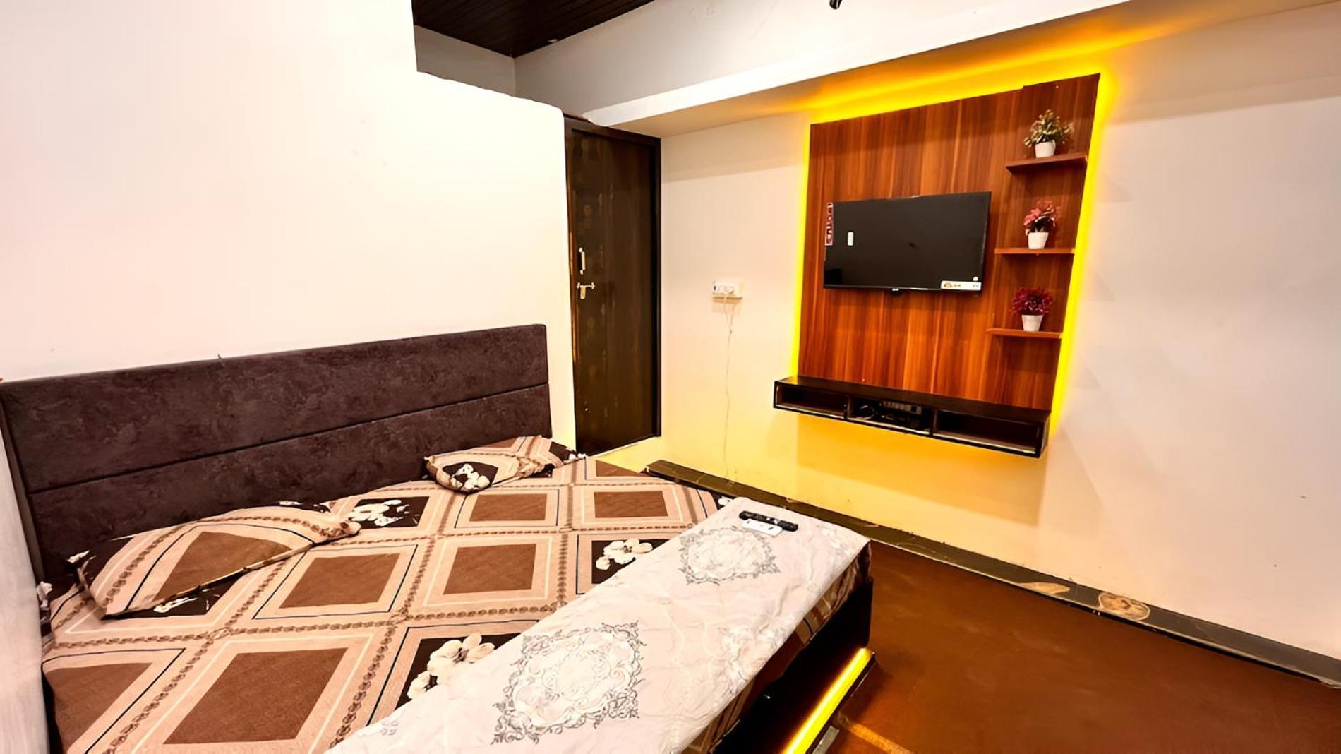 Pallav Guest House 우자인 외부 사진